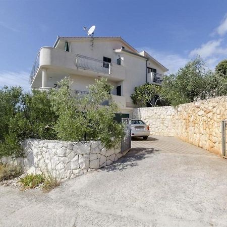 Apartments Mil - 80M From The Sea Sevid Exterior foto