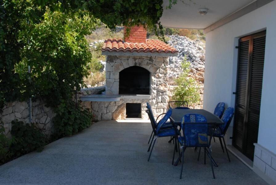 Apartments Mil - 80M From The Sea Sevid Exterior foto