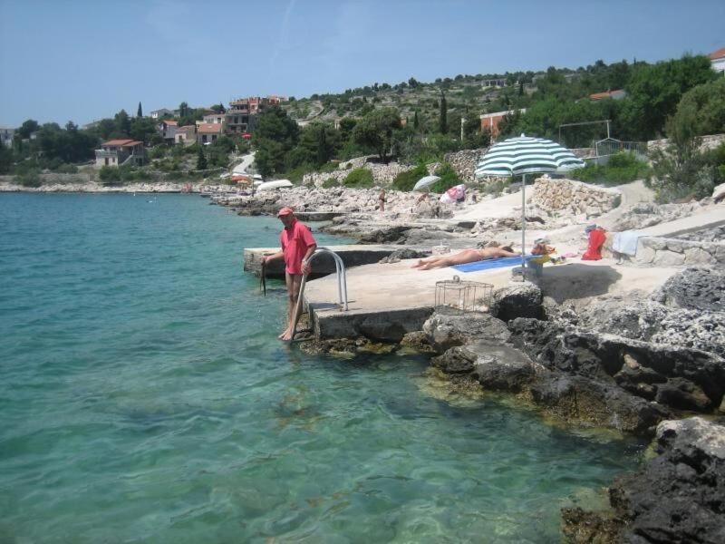 Apartments Mil - 80M From The Sea Sevid Exterior foto